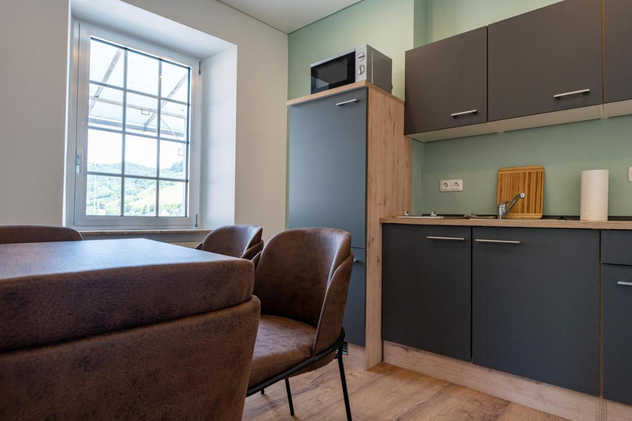 Moselresidenz Bellevue Alf Apartment Alfbach Bagian luar foto